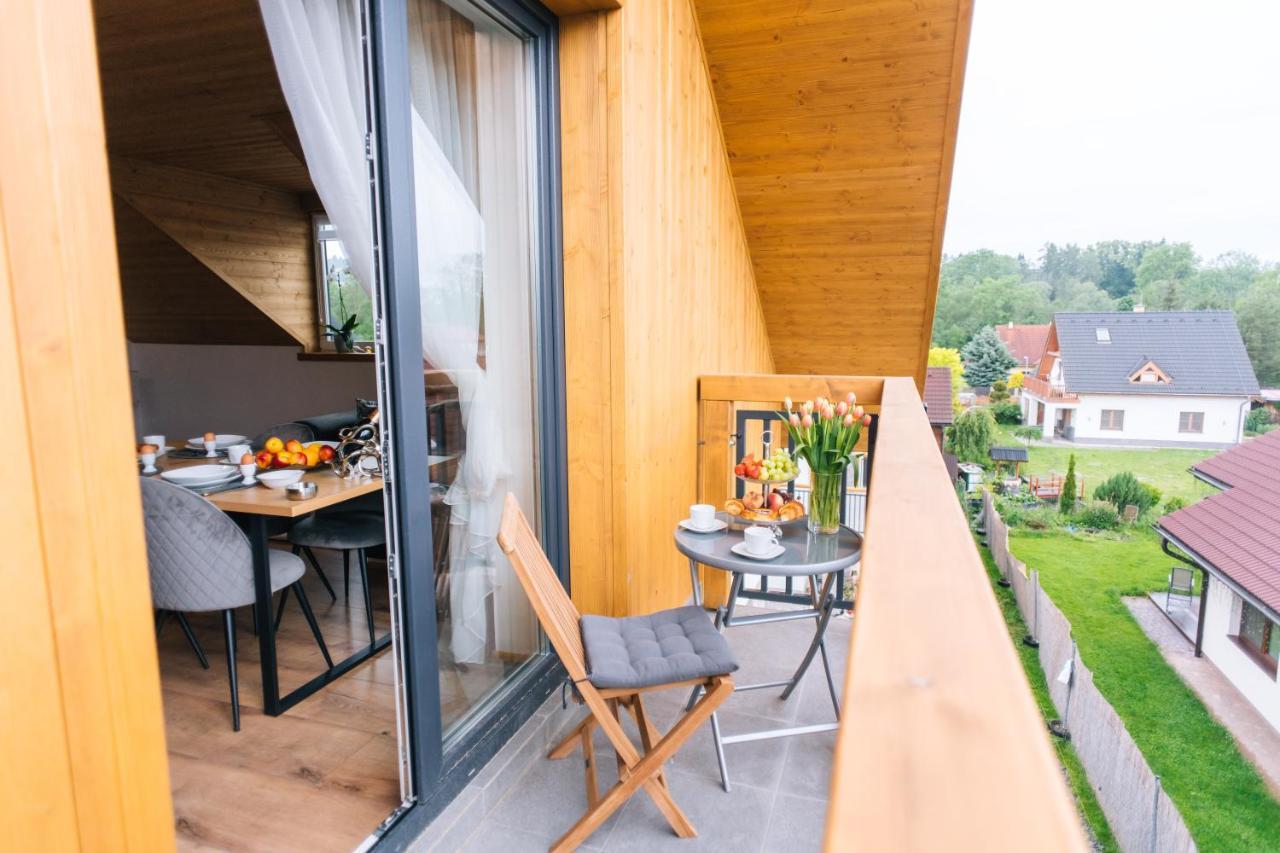 Miracle Seasons Aparthotel Lipótszentmiklós Kültér fotó