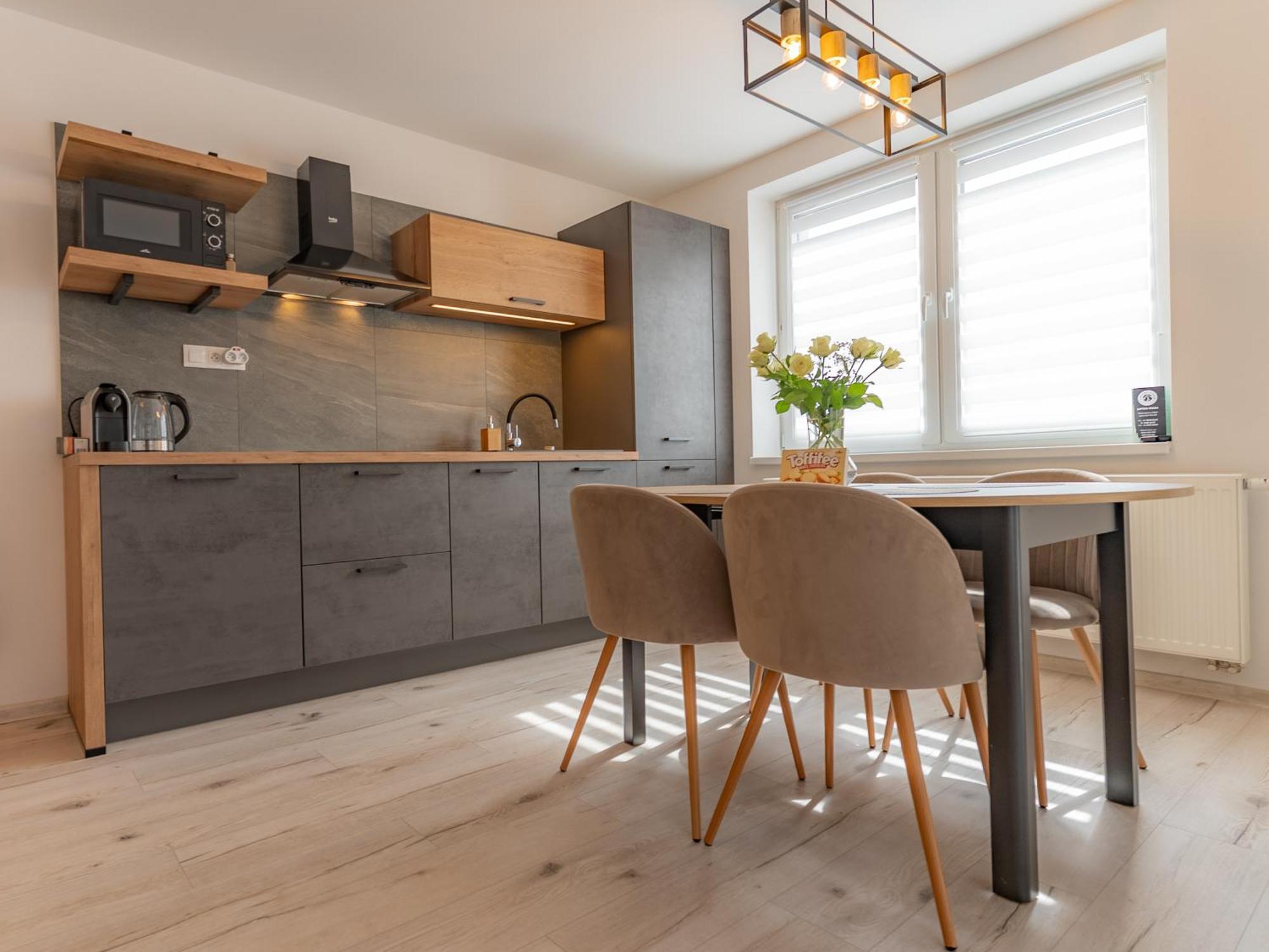 Miracle Seasons Aparthotel Lipótszentmiklós Szoba fotó