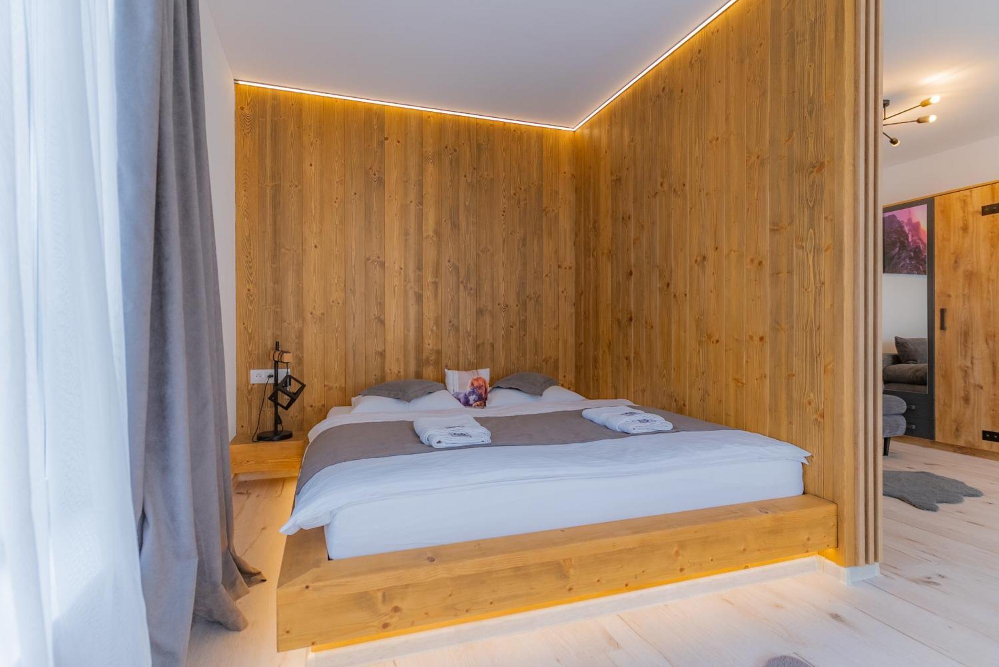 Miracle Seasons Aparthotel Lipótszentmiklós Szoba fotó